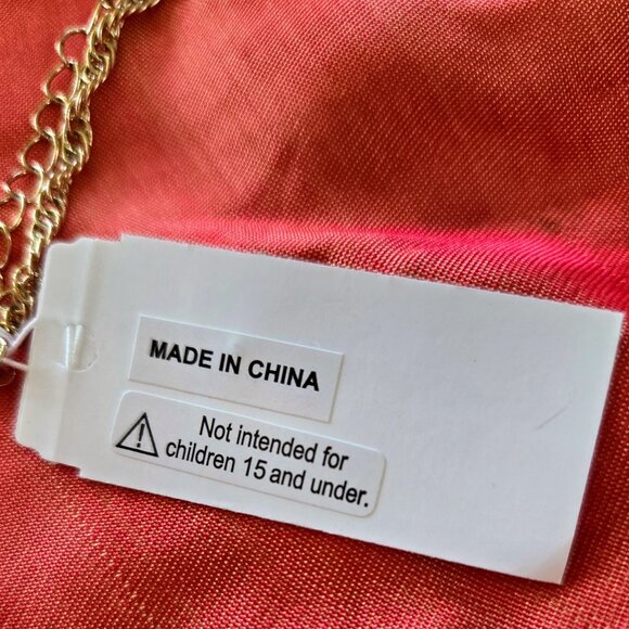 Betsy Johnson GOLD APPLE NECKLACE - Picture 11 of 12